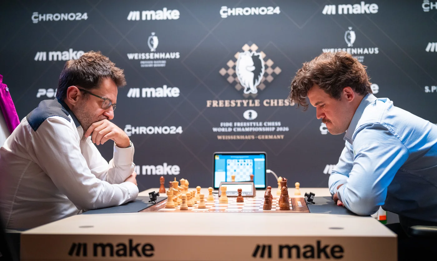 Levon Aronian and Magnus Carlsen at Freestyle Chess press conference, Weissenhaus, Germany